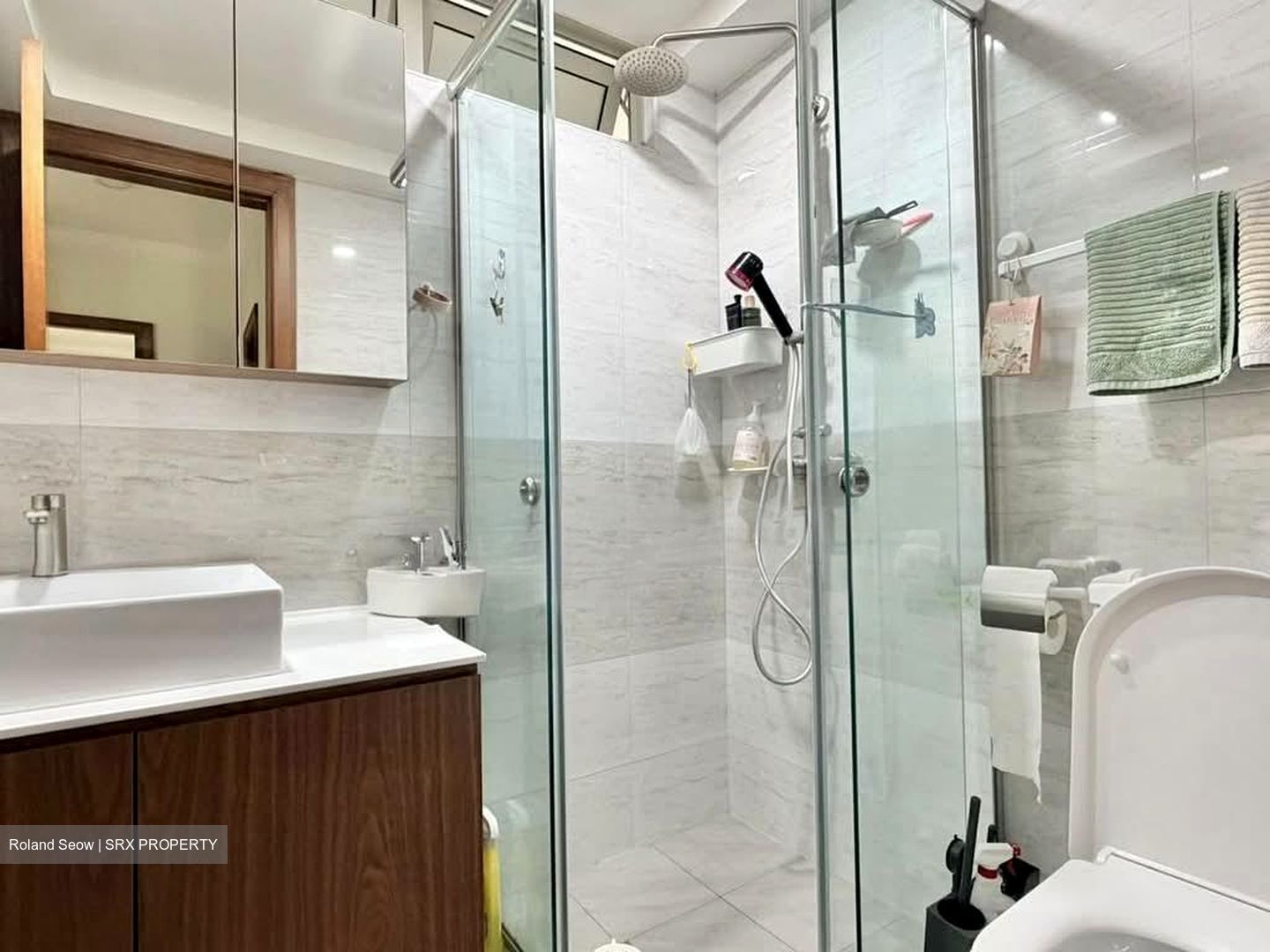 Modena (D18), Condominium #588143101